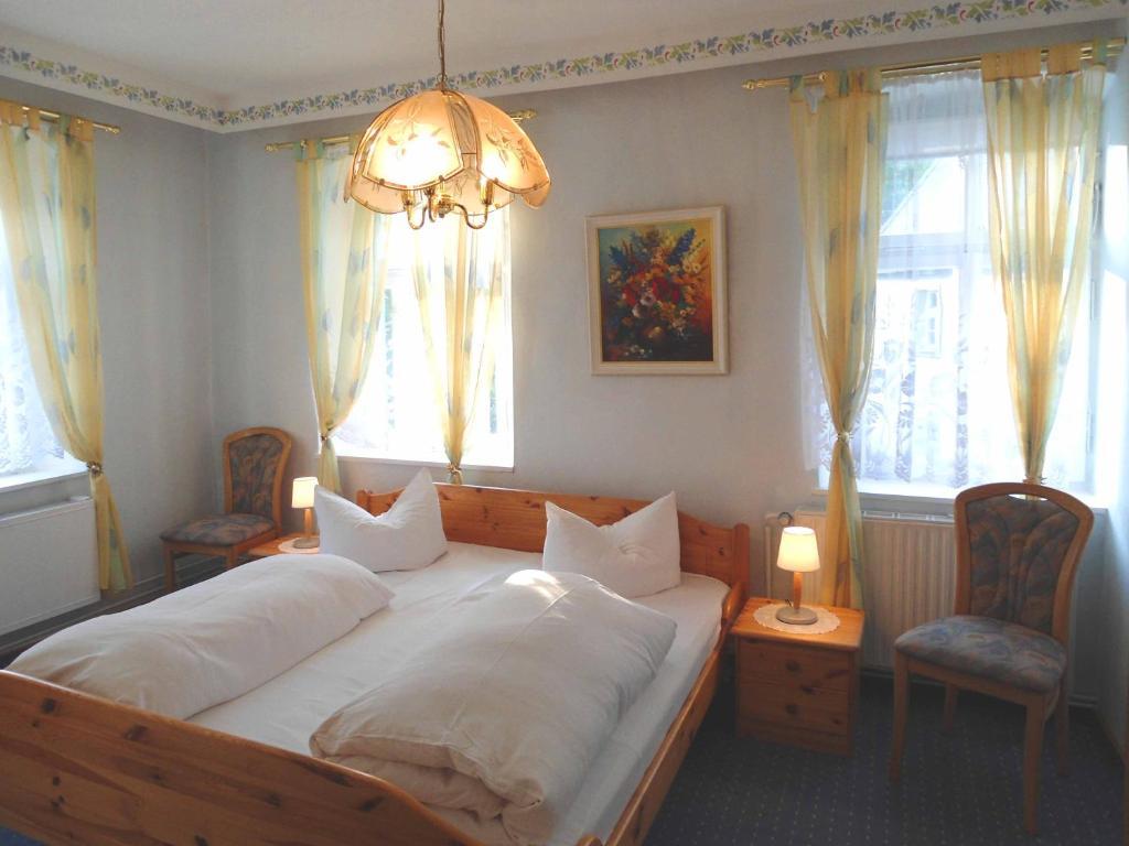 Krone Hotel 2*