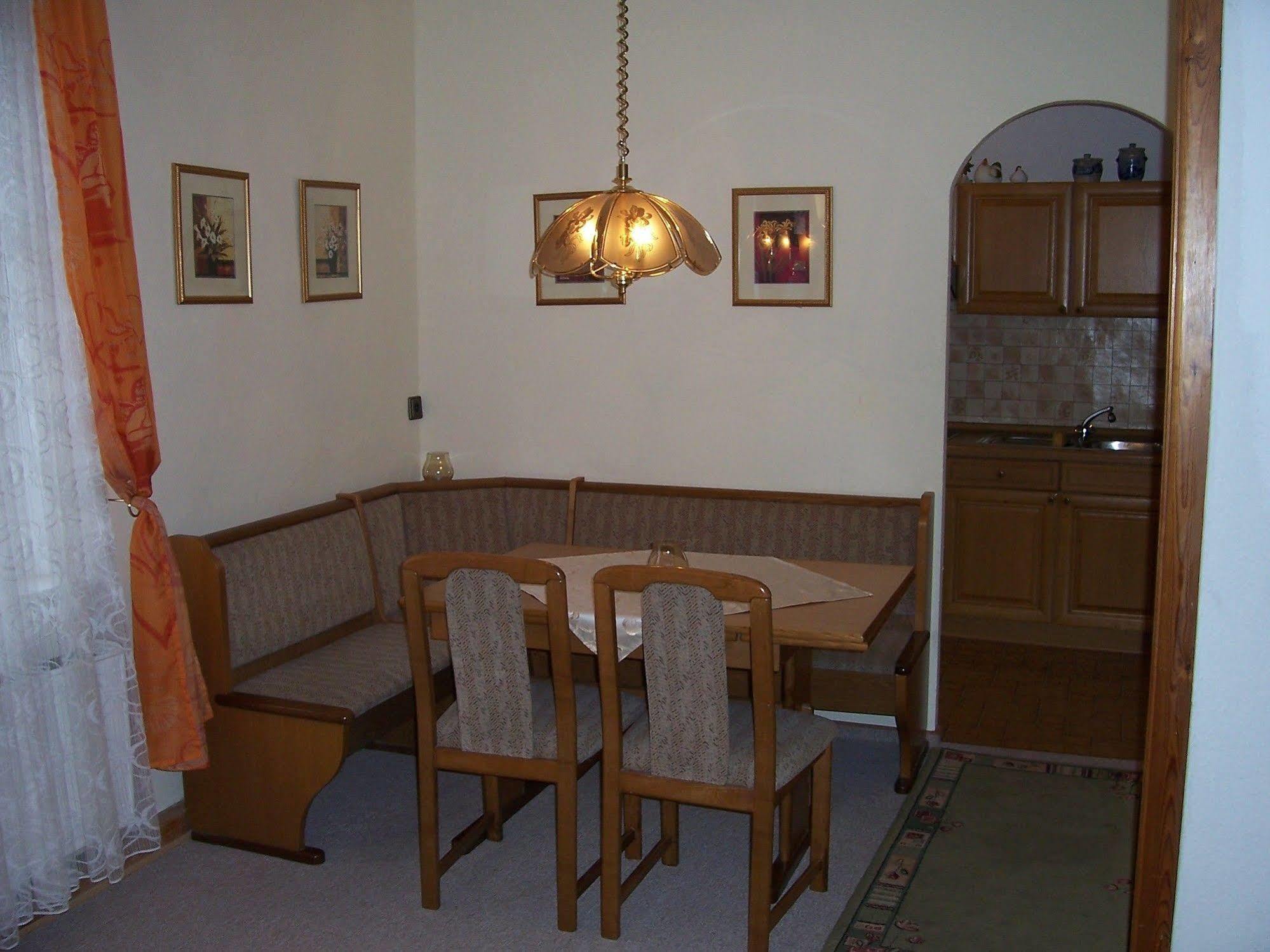 Hotel Krone Goessweinstein
